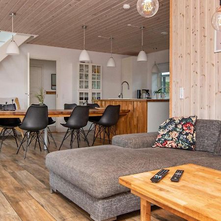 10 Person Holiday Home In Glesborg Экстерьер фото