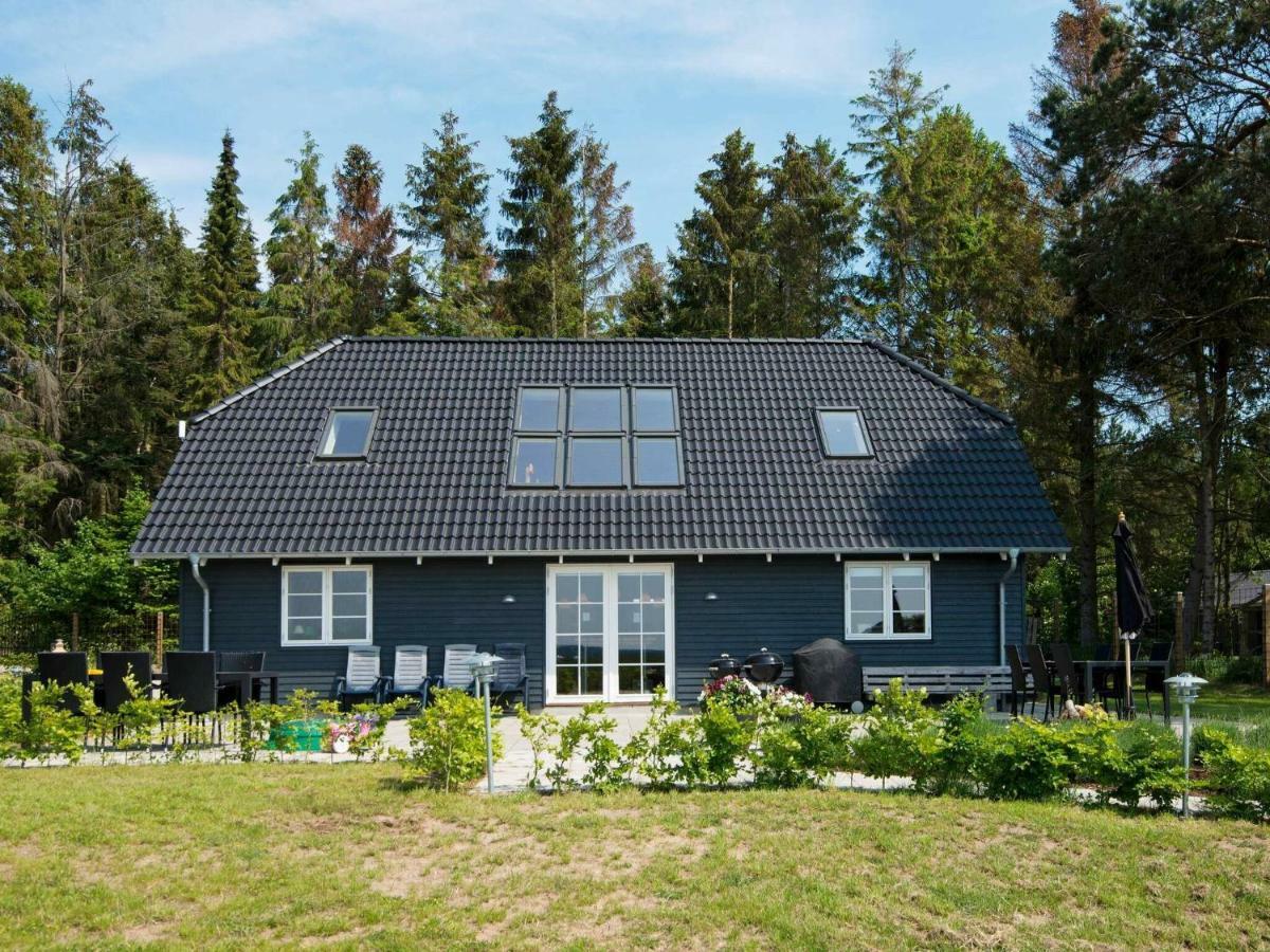 10 Person Holiday Home In Glesborg Экстерьер фото